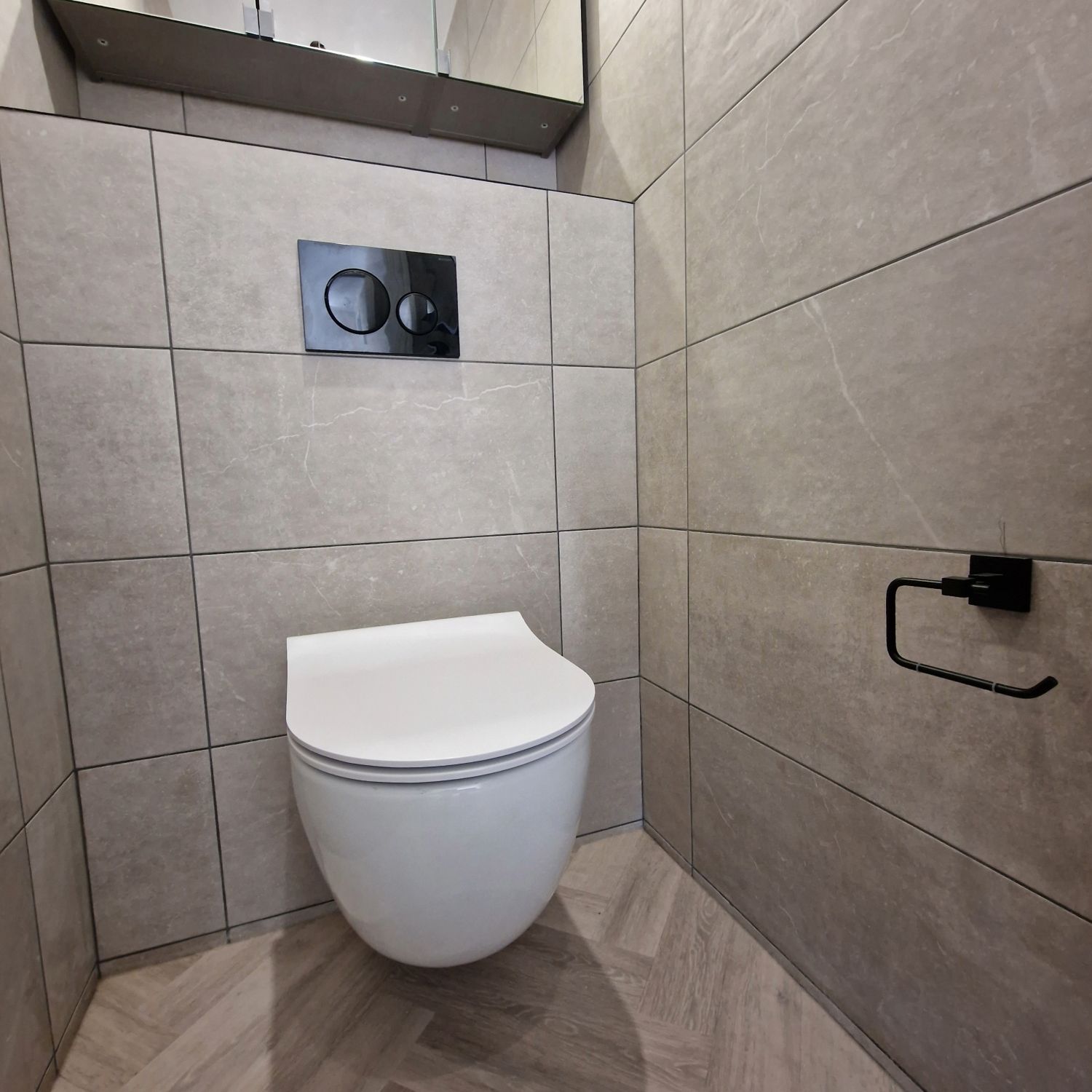 east-and-gray-cloakroom-03