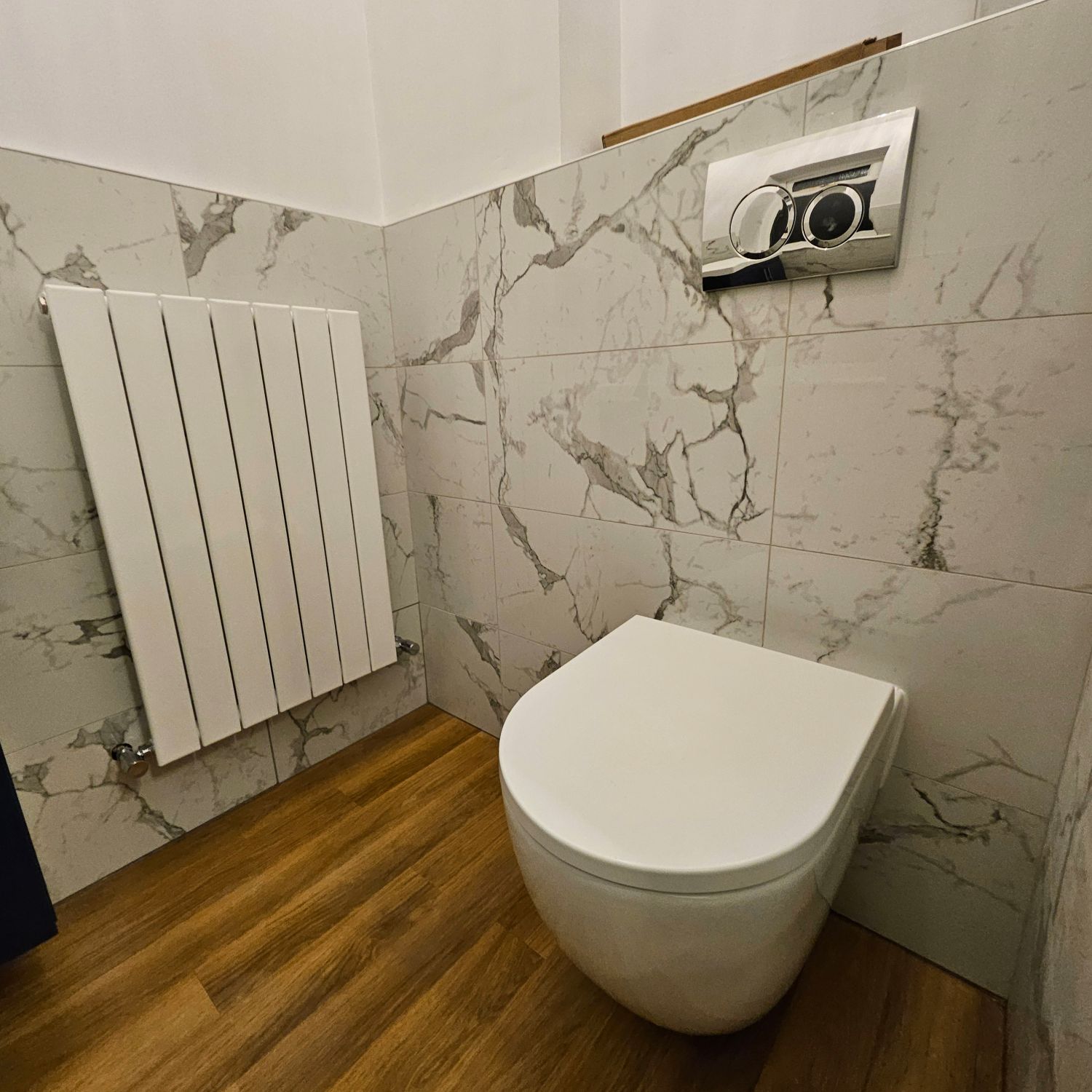 east-and-gray-windrush-cloakroom-02