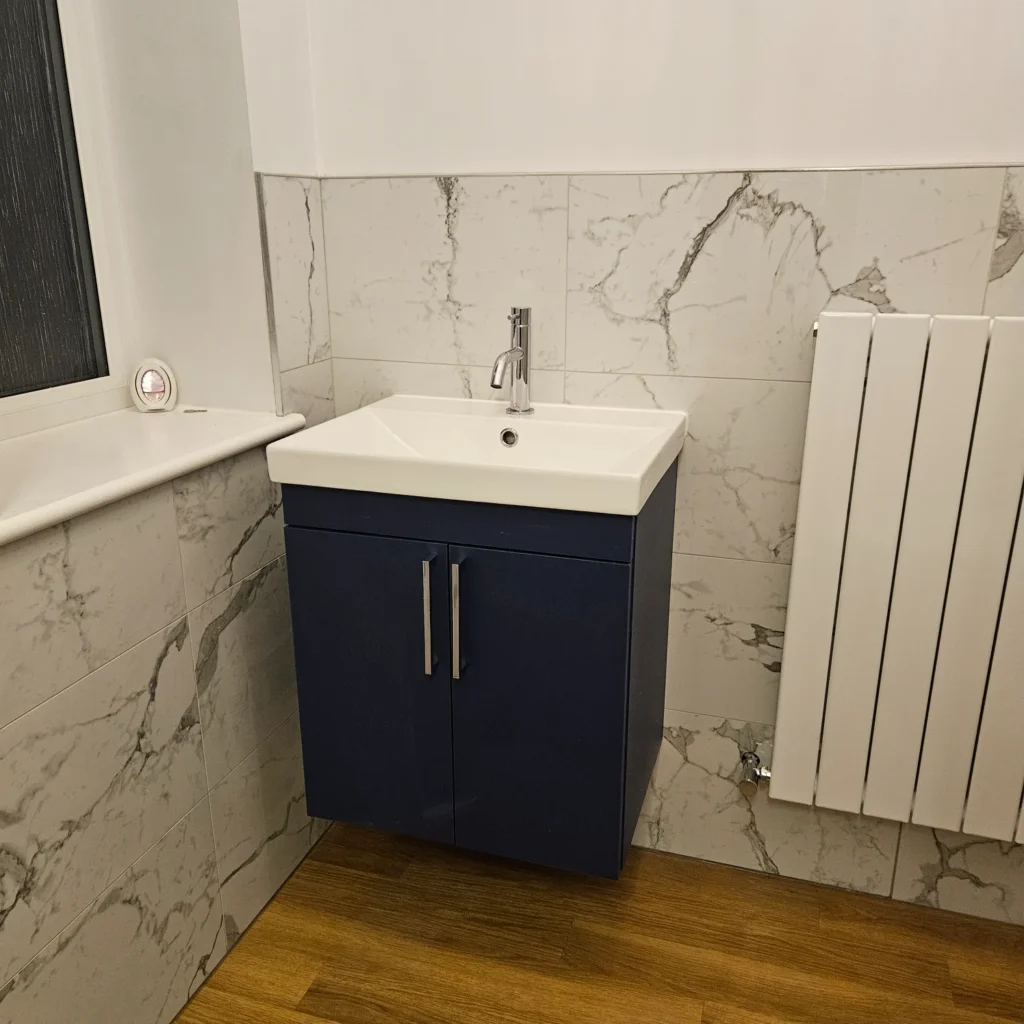 windrush - cloakroom-2